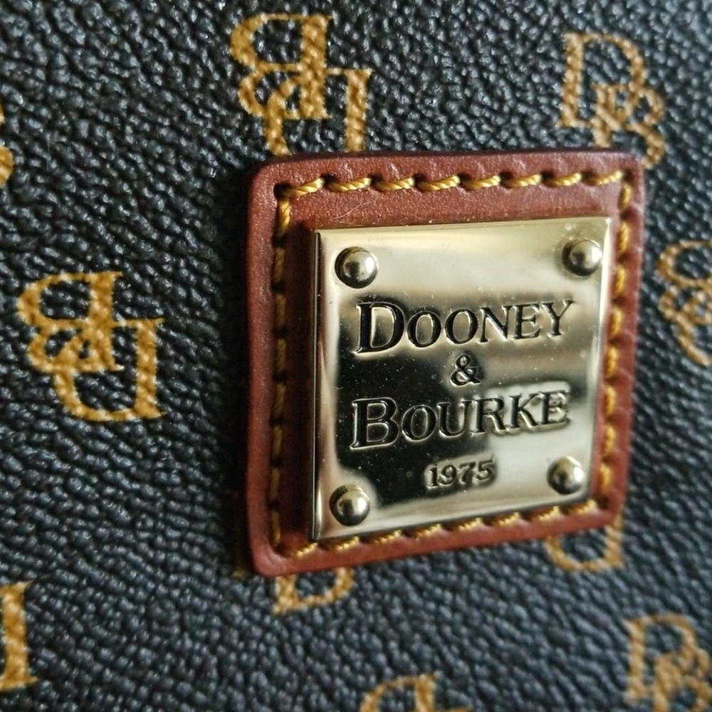 Doney & Burke hand bag